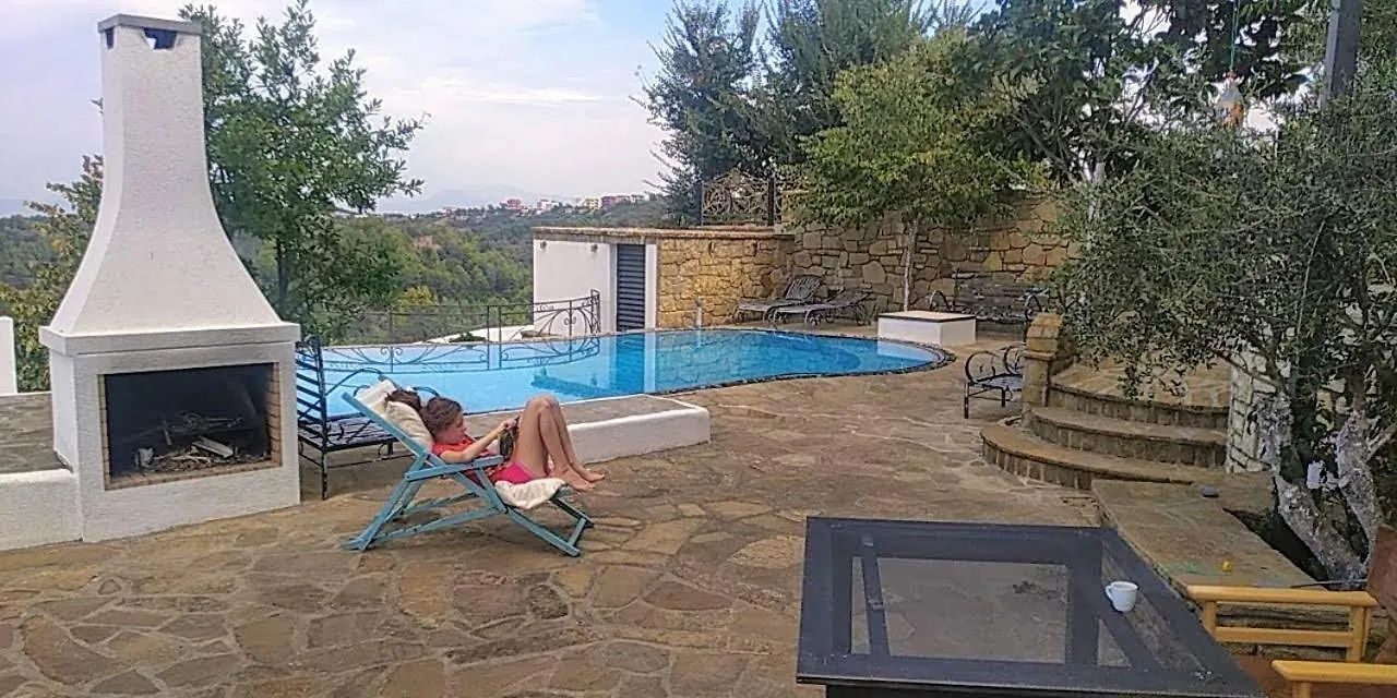 Turisalba Hotel Ishem 0*,  Albania