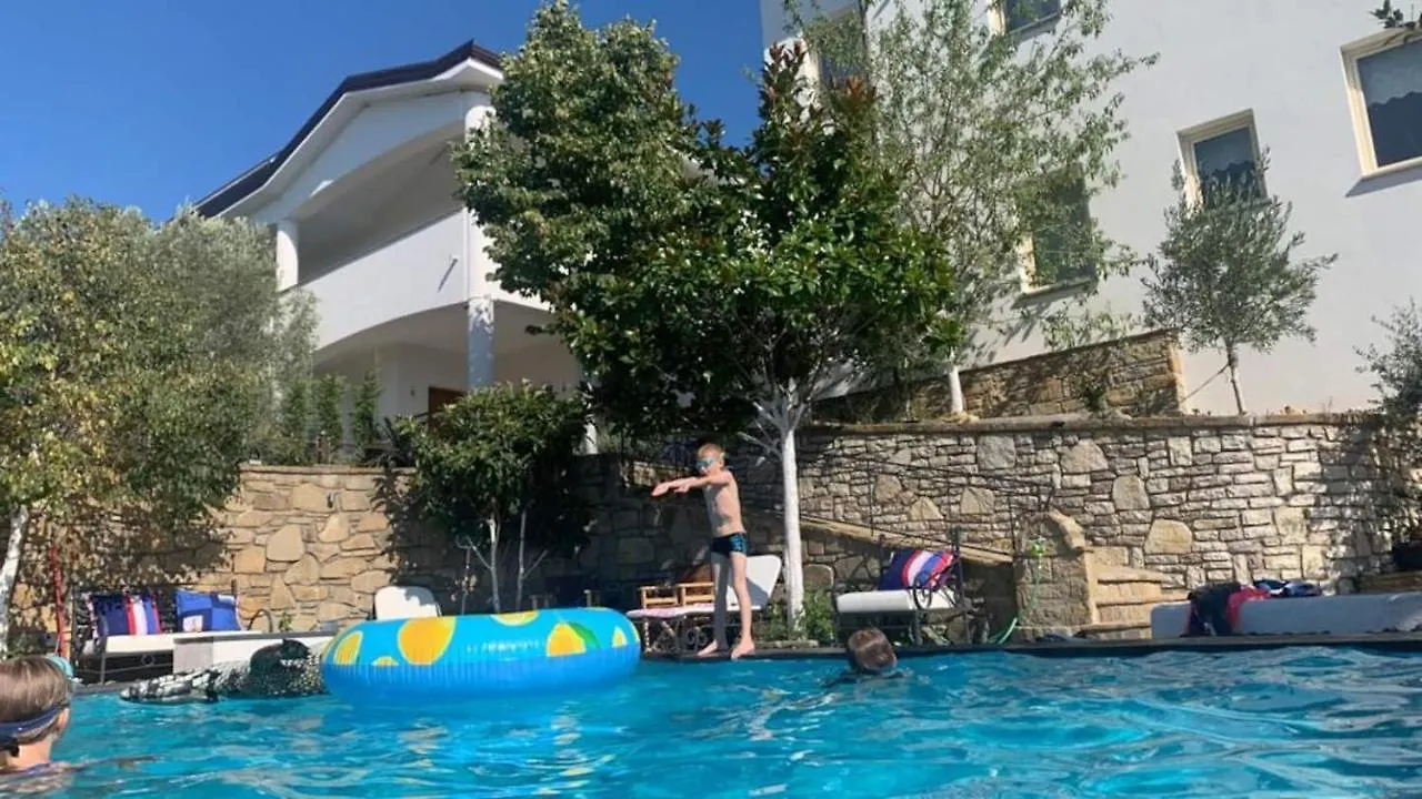 Turisalba Hotel Ishem 0*,